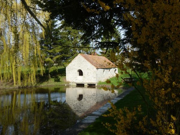 Mare et lavoir de Soulangy